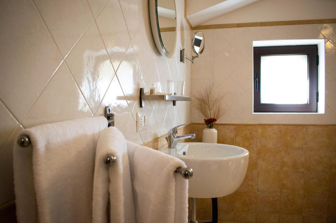 Relais Villa Del Carmelo كاستل سان جورجيو المظهر الخارجي الصورة